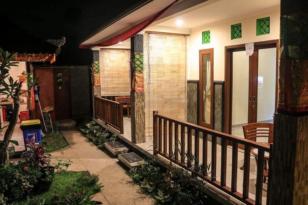 Reynold Artha Guest House نوسا ليمبونغان المظهر الخارجي الصورة