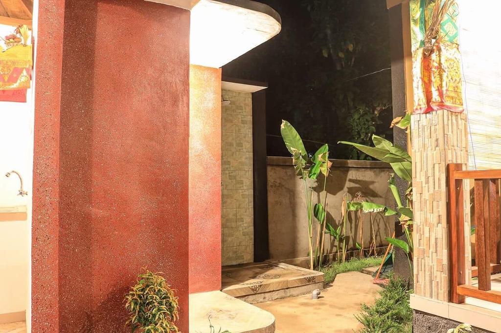 Reynold Artha Guest House نوسا ليمبونغان المظهر الخارجي الصورة